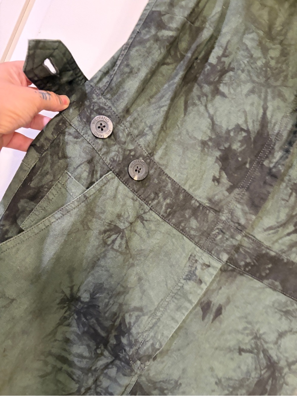 Wild Fang Sleeveless Olive and Black Tie-Dye Jumpsuit Large $40 - Picture 3 of 15